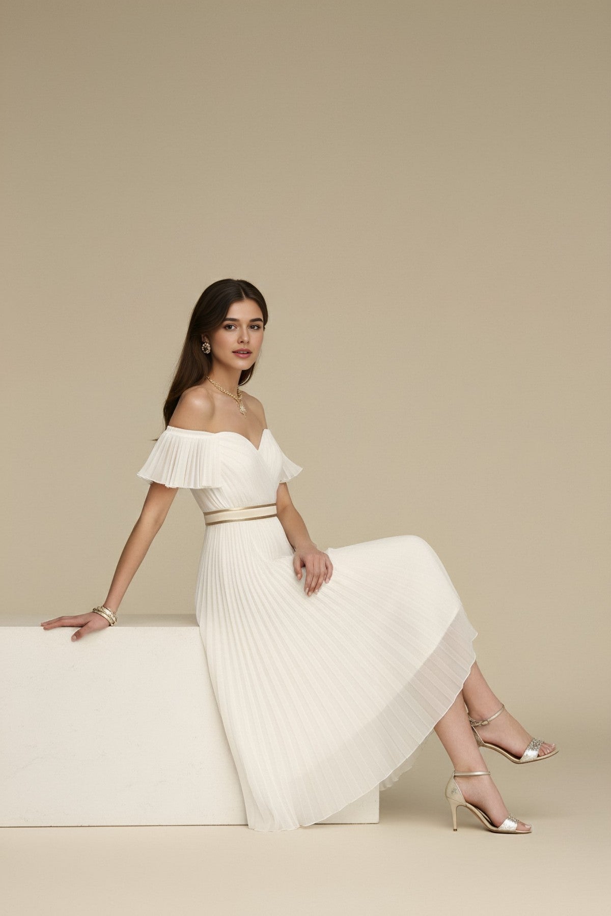 Thea Pleat Dress • Ivory